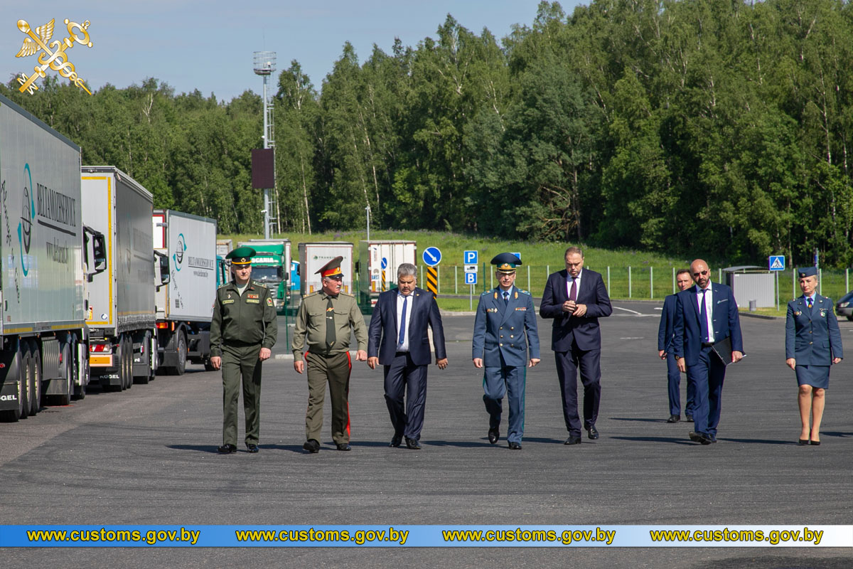 Белтаможсервис очередь на границе каменный лог